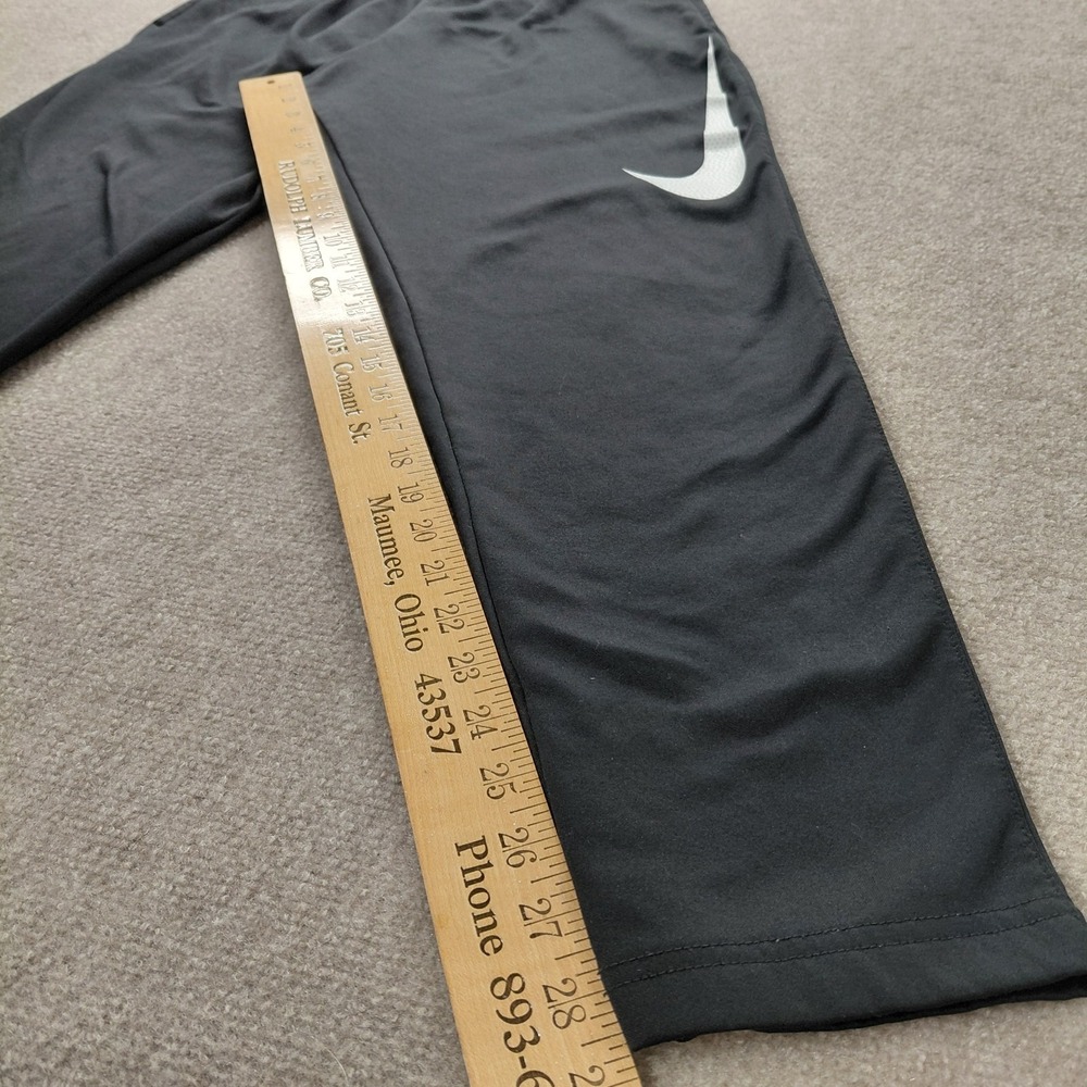 Nike Therma Big Swoosh Mens MEDIUM Pants Tapered Black White AQ2715-010 - Picture 4 of 10